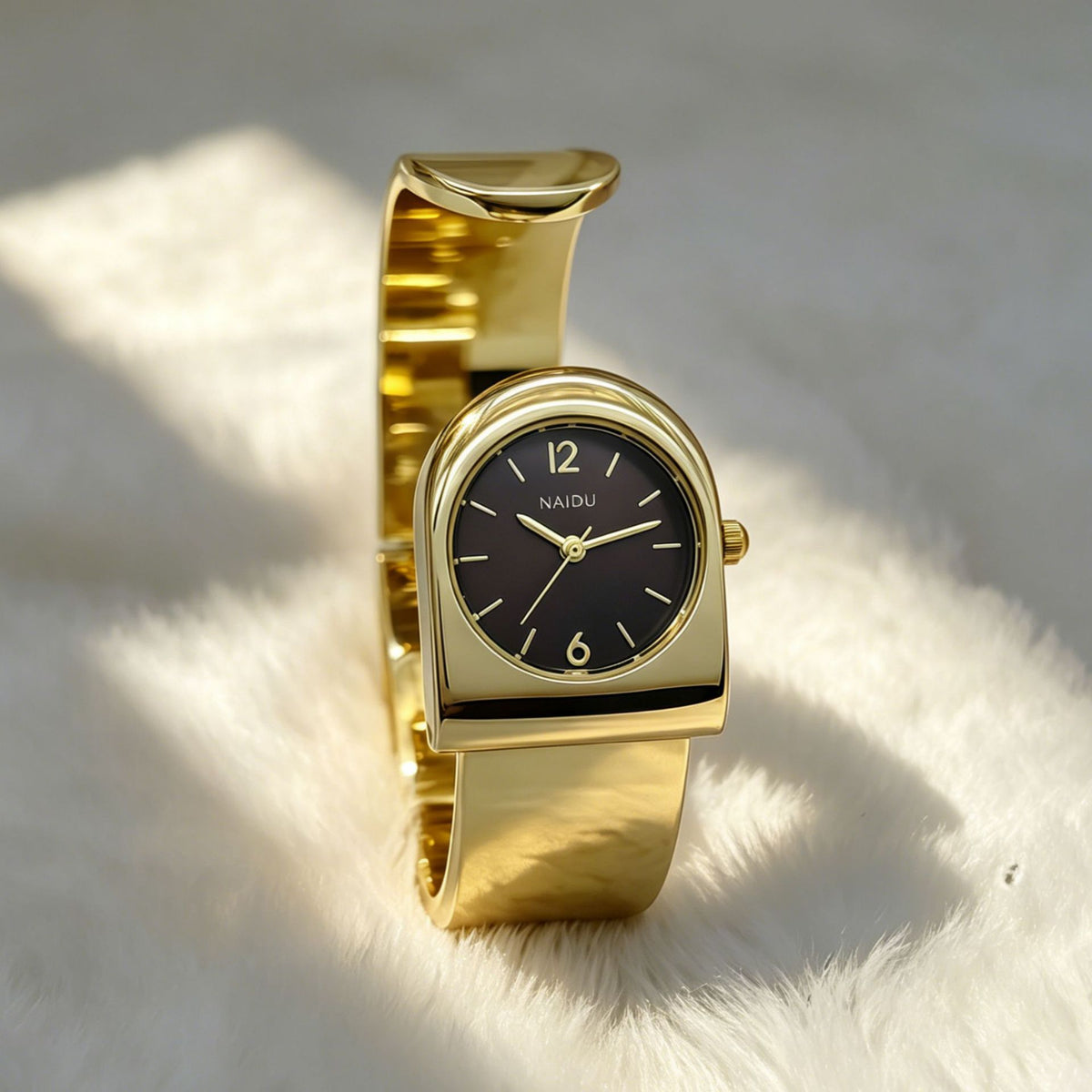 New Style Women's Open Bracelet Watch – Light Luxury Cuff Bangle