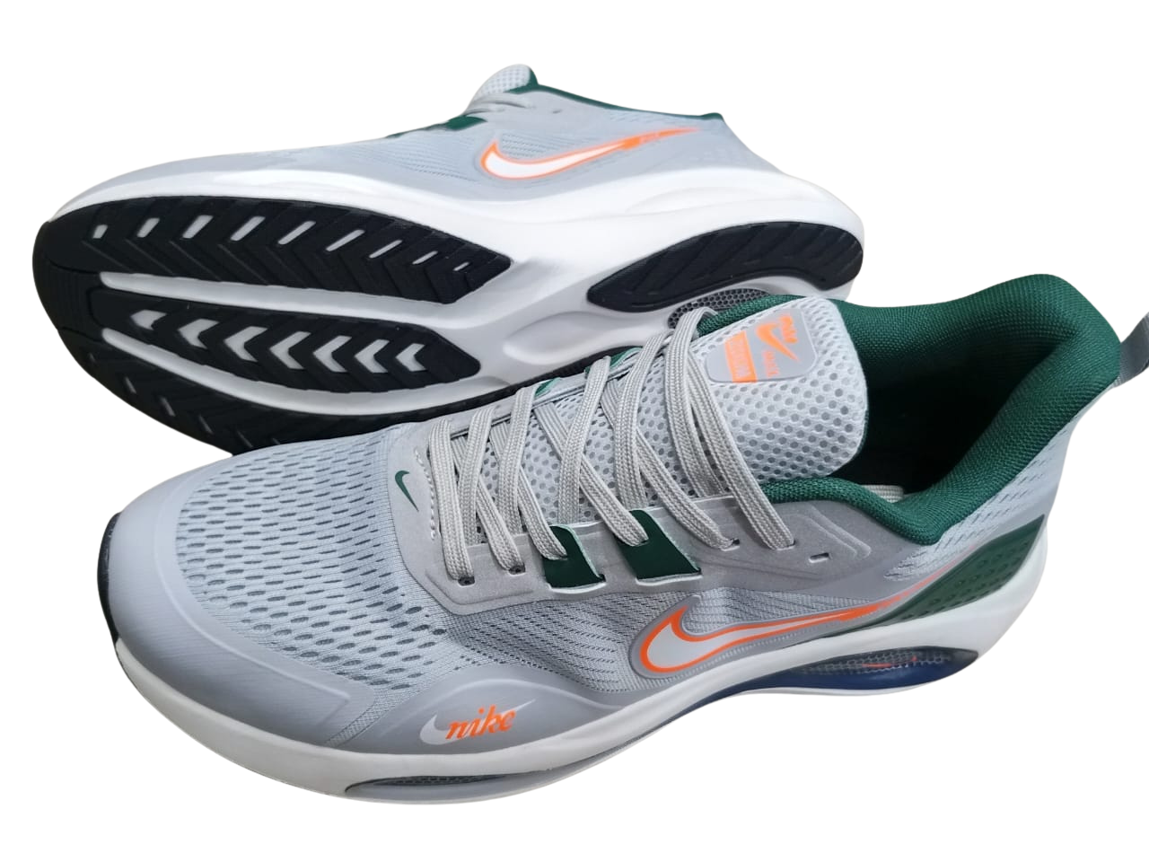 New Nike Zoom Runners Sneakers